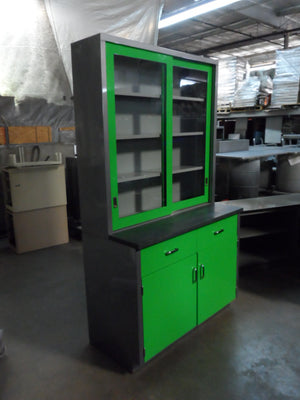 Industrial Work Bench With Hutch